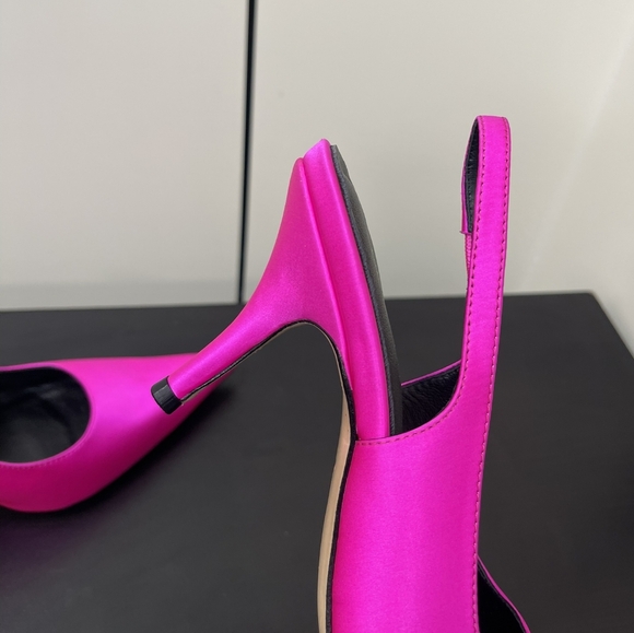 The row pink open-back high heels - Picture 6 of 6